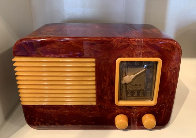 Radios Past – Page 2 – Radios from the '30's to '50's